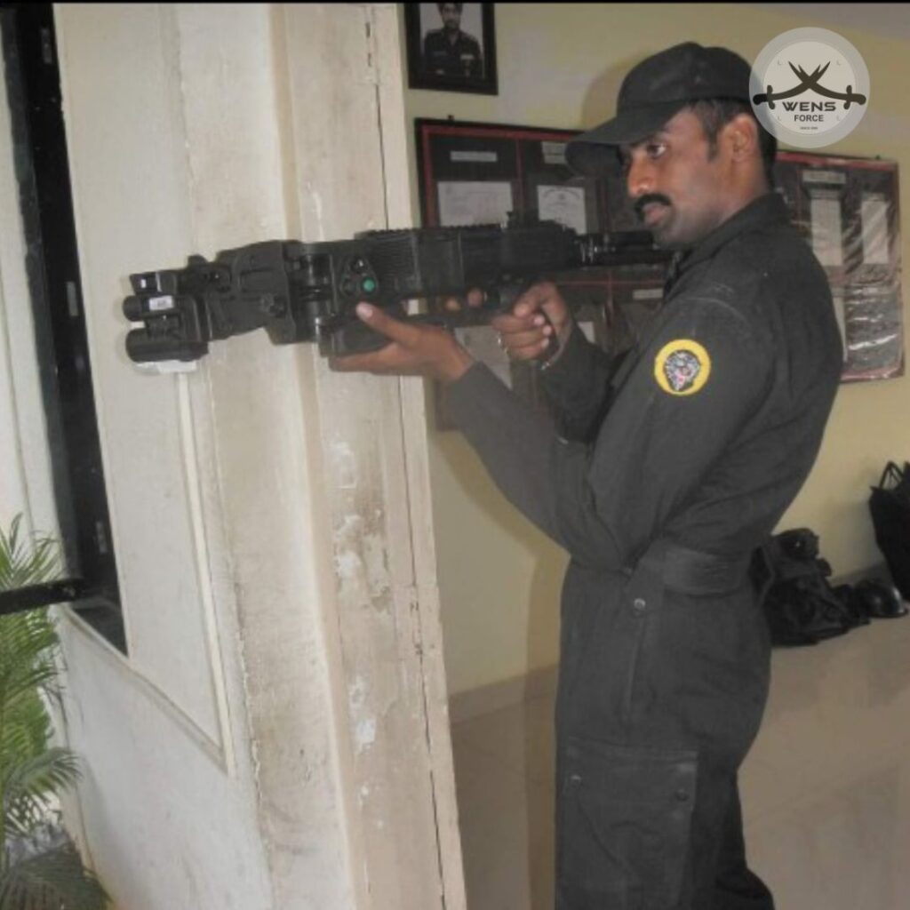 PSO with gun in Delhi